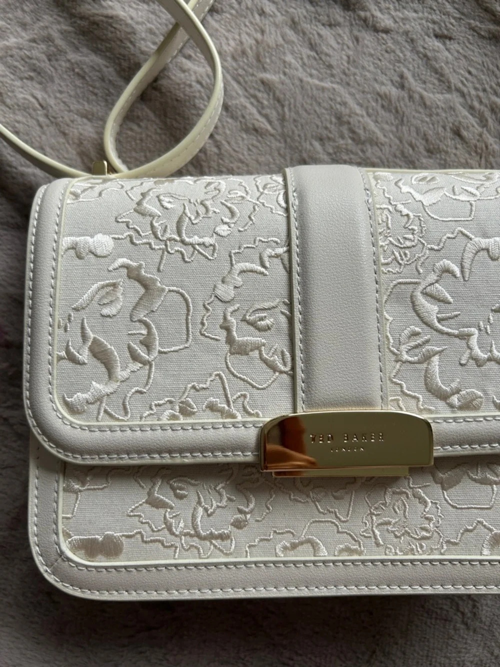Ted Baker Cream Floral Embroidered Crossbody with Gold Hardware - Picture 2 of 4